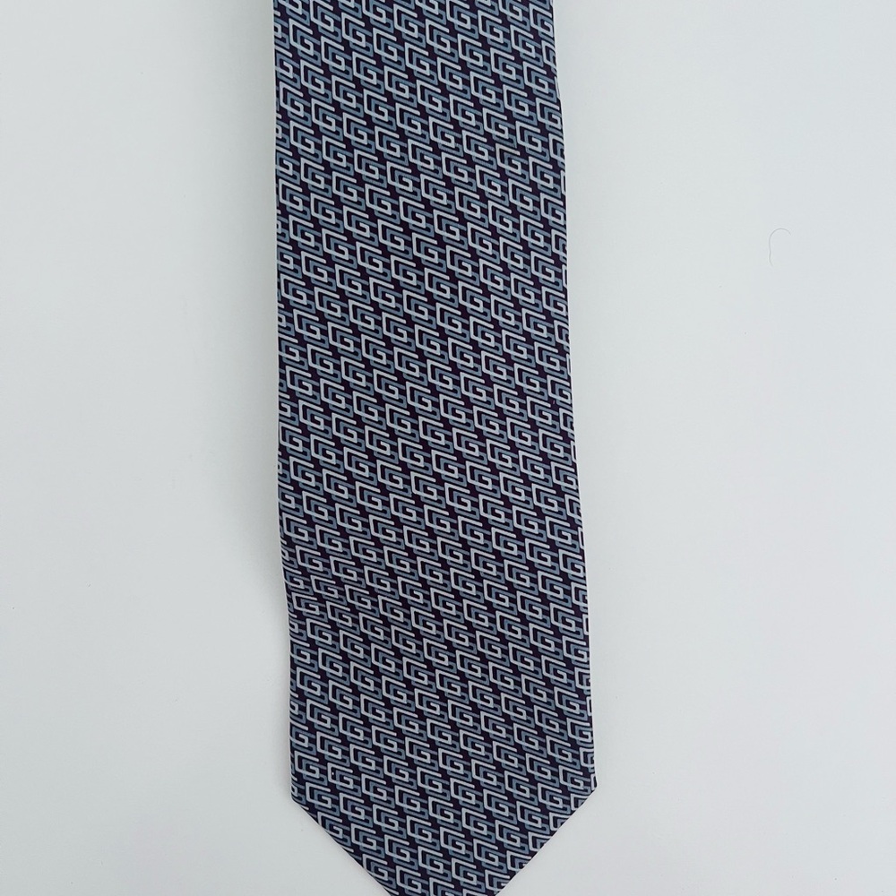 Gucci Black and White Patterned Tie
